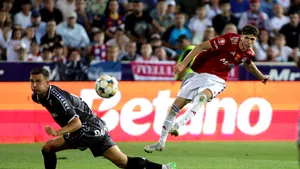 Primele două clasate din Superliga de fotbal joacă sâmbătă. FC Argeș – FC Botoșani și Rapid – Oțelul, meciurile zilei în etapa a 20-a