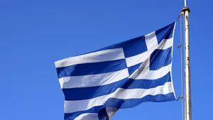 Grecia: fără șezlonguri sau umbrele de soare pe plaje