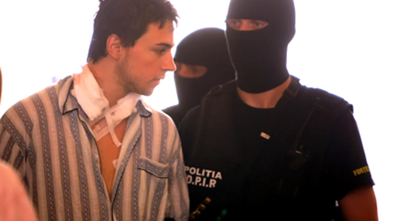 Cei doi studenţi de la Medicină acuzaţi de uciderea unui bărbat au fost arestaţi - VIDEO