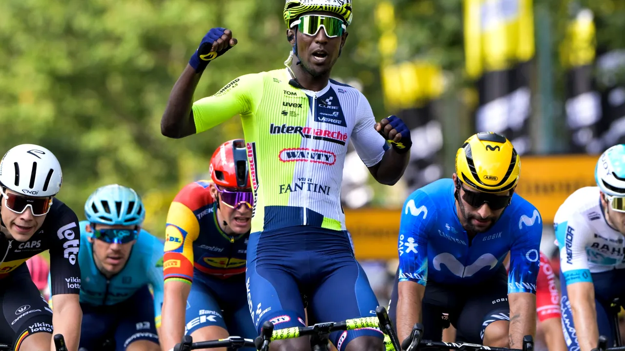 Girmay devine primul african de culoare care câştigă o etapă în Tour de France