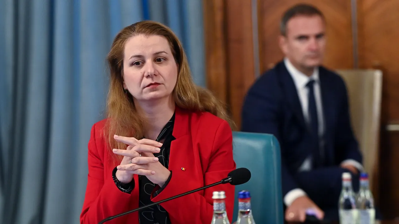 Deca spune că guvernul ar putea mări salariile profesorilor mai rapid