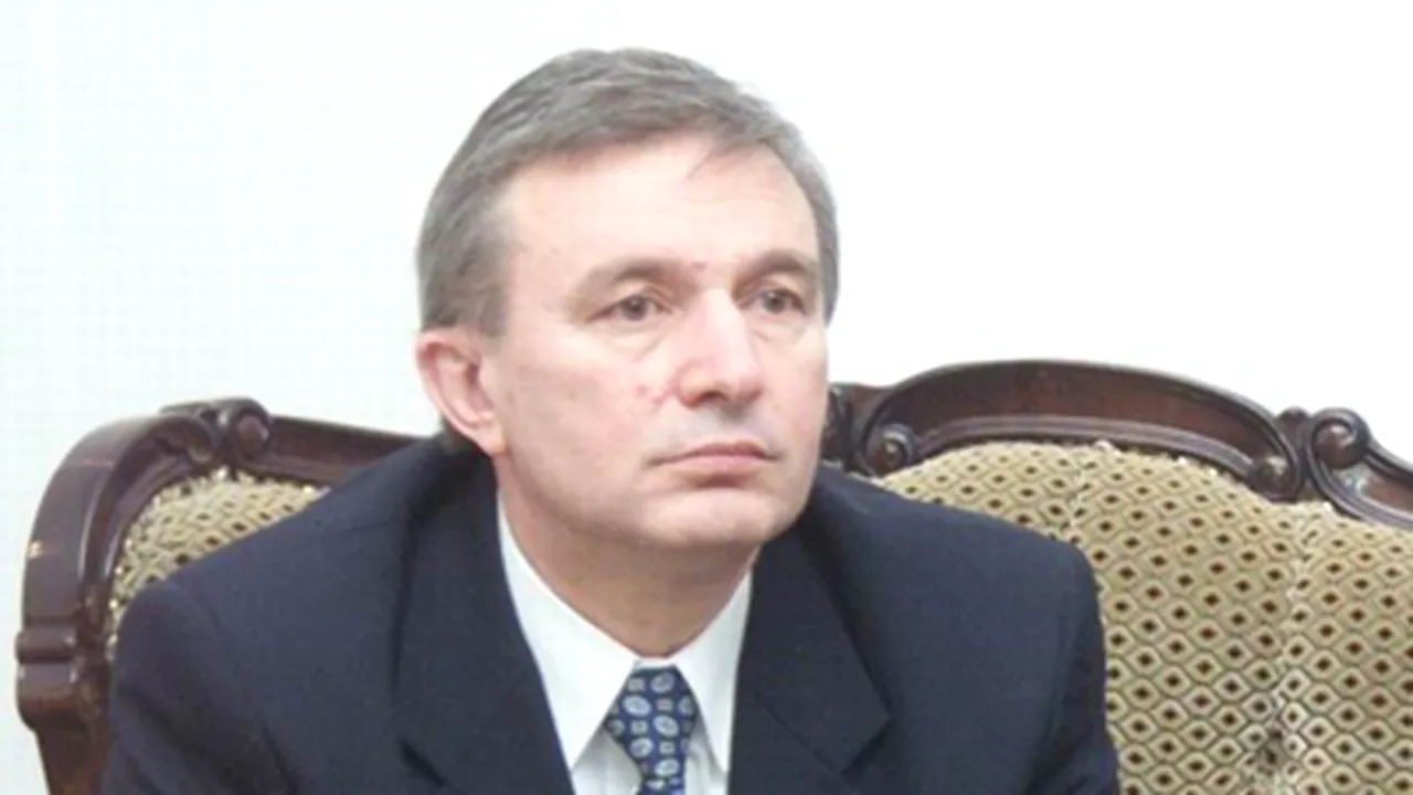 Băsescu a semnat decretul de rechemare a lui Filip Teodorescu