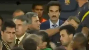 Mourinho, suspendat două meciuri după ce i-a băgat degetul în ochi lui Vilanova - VIDEO