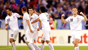 Italia a învins Franţa şi s-a calificat în sferturile de finală