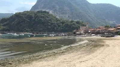 EXTERNE Italia și Elveția transferă apă din Lacul Lugano în Lacul Maggiore, afectat de secetă