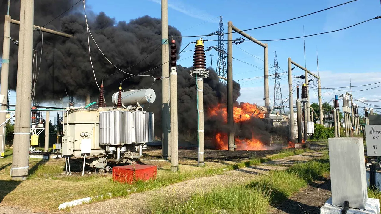 Trafic feroviar blocat din cauza unui incendiu, în judeţul Vrancea
