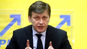Antonescu: Parlamentarii PDL nu mai au scuză că nu votează moţiunea, pentru că propune taxe majorate