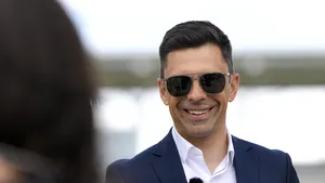 Ministrul Eduard Novak implicat într-un accident de maşină, conform SNST