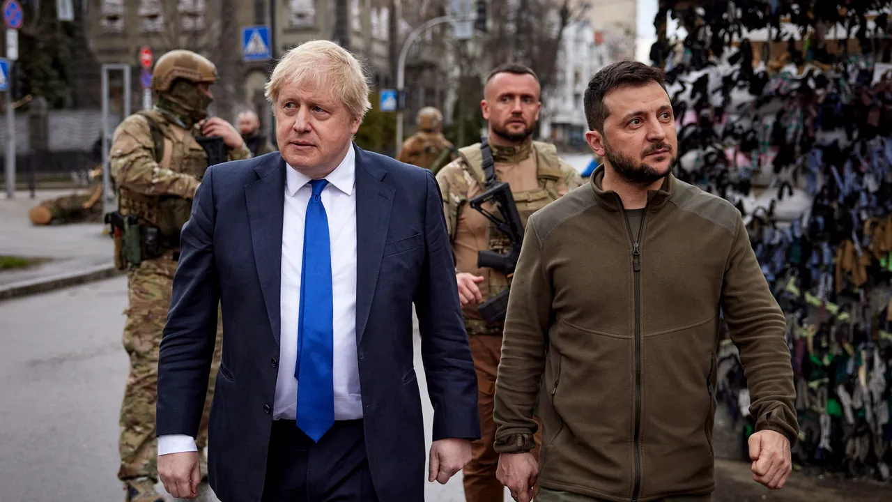 Marea Britanie va trimite mai multe echipamente militare Ucrainei
