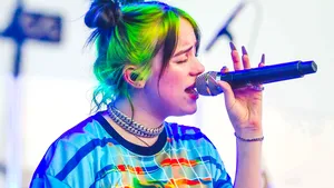 Ascultă SMART RADIO. Melodia lui Billie Eilish, ”Bad Guy”, piesa single cu cele mai bune vânzări în 2019