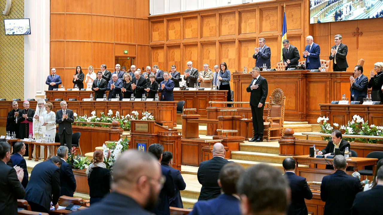 COMENTARIU Lelia Munteanu: Numai Klaus Iohannis nu poate vorbi despre greua moştenire