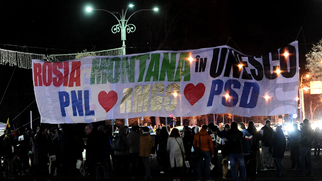 PSD: Românii riscă să plătească prejudicii de miliarde, din cauza deciziilor lui Cioloş, Orban şi USR