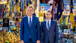 Membri ai Guvernuui României, alături de poporul ucrainean de Ziua Independenței Ucrainei