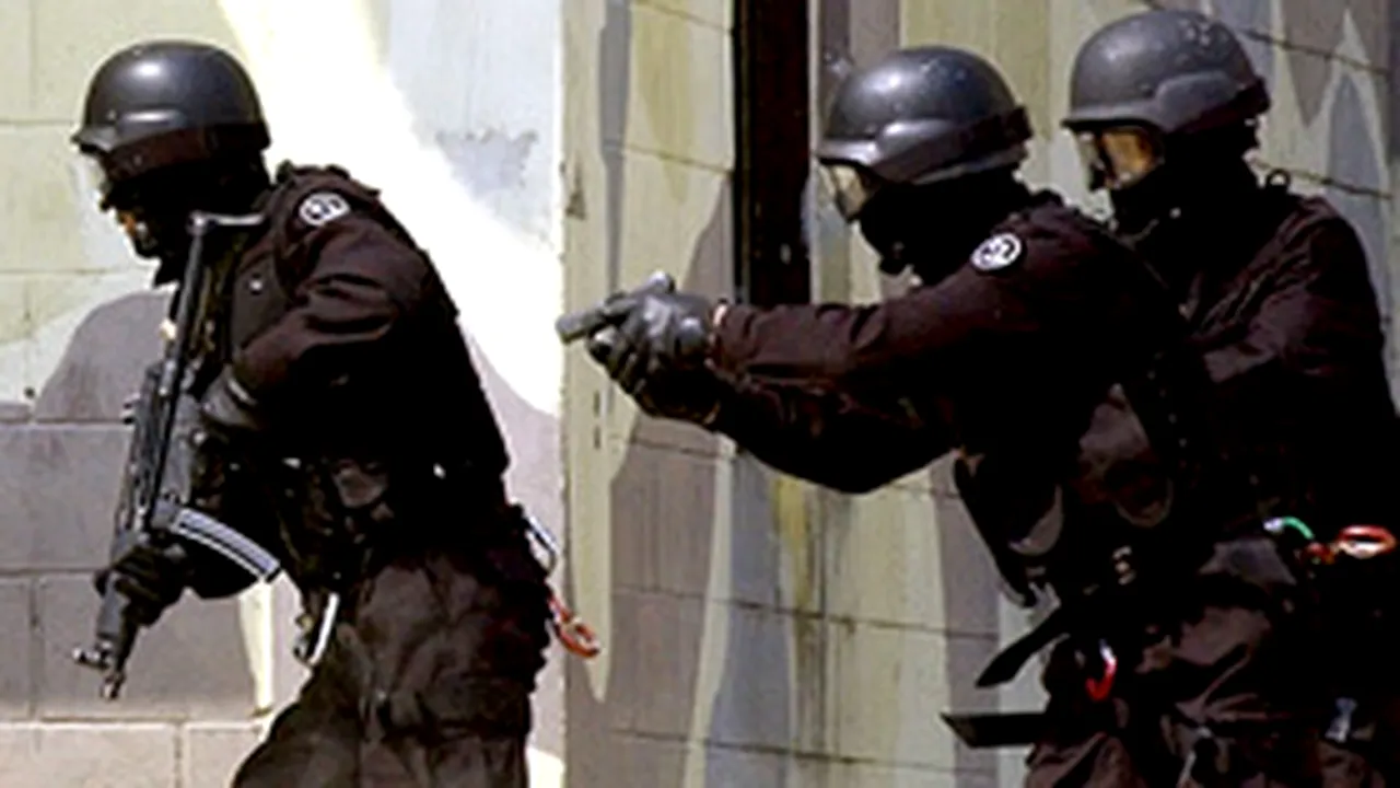 1-trupe-swat 