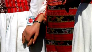 Mesaje şi urări de DRAGOBETE - Surprinde-ţi jumătatea cu o declaraţie de dragoste inedită