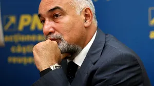 Vosganian: PNL e convins că UDMR îşi va respecta semnăturile şi va vota moţiunea