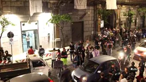 Tragedie în Italia: Trei morţi şi şase răniţi după prăbuşirea unui balcon - VIDEO