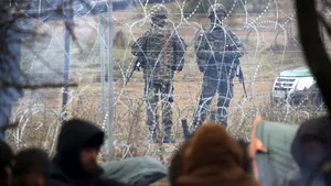 Cum ajung migranţii în Belarus? Metodele şi rutele folosite prin care pun presiune pe graniţele exterioare ale Uniunii Europene