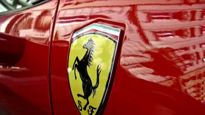 AUTO Ferrari lansează modelul „Luce”, primul său automobil complet electric