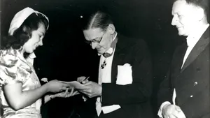 Ce secrete pot ascunde scrisorile celebrului poet T.S. Eliot către muza sa, care vor fi dezvăluite după 60 de ani