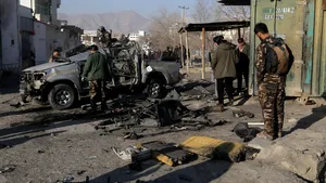 Atentat cu bombă la Kabul. Un autobuz a sărit în aer, cel puţin patru morţi