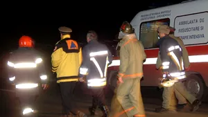 Traficul pe DN 10, unde s-a răsturnat o cisternă cu combustibil, reluat după circa 12 ore
