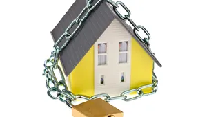 Avocatul Poporului: Ordonanţa privind destinaţia unor bunuri imobile confiscate, neconstituţională