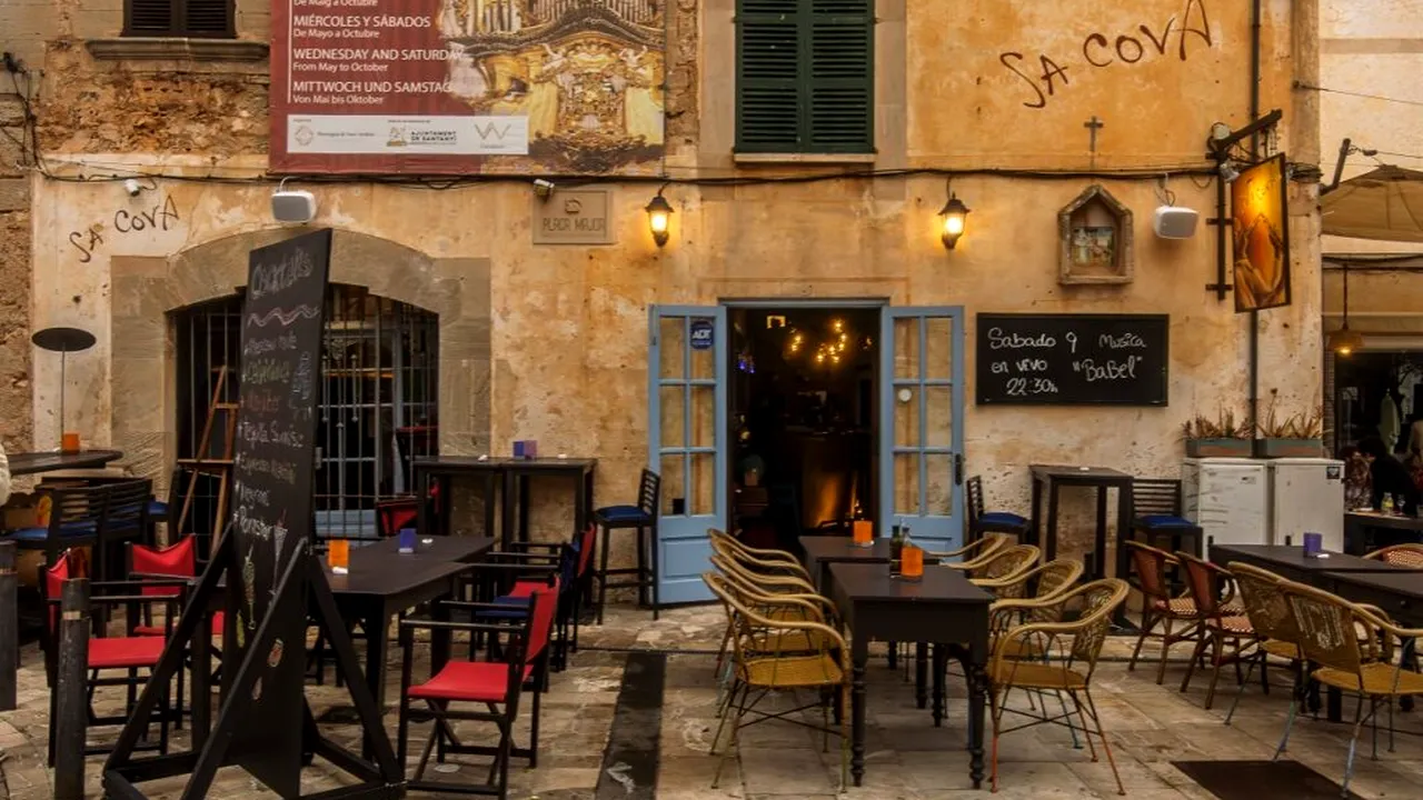 Căldura extremă schimbă obiceiurile turiștilor în Mallorca. Restaurantele cer reguli noi