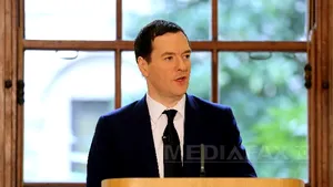 Ministrul britanic de Finanţe promite reducerea ajutoarelor sociale şi a impozitului pe venit