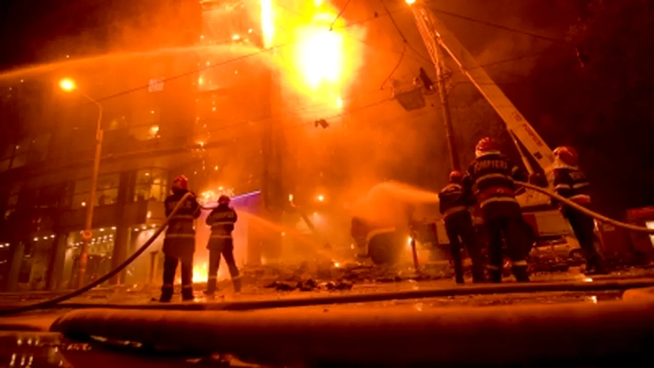 Incendiul a provocat pagube la casa parohială de lângă Biserica Armenească - VIDEO
