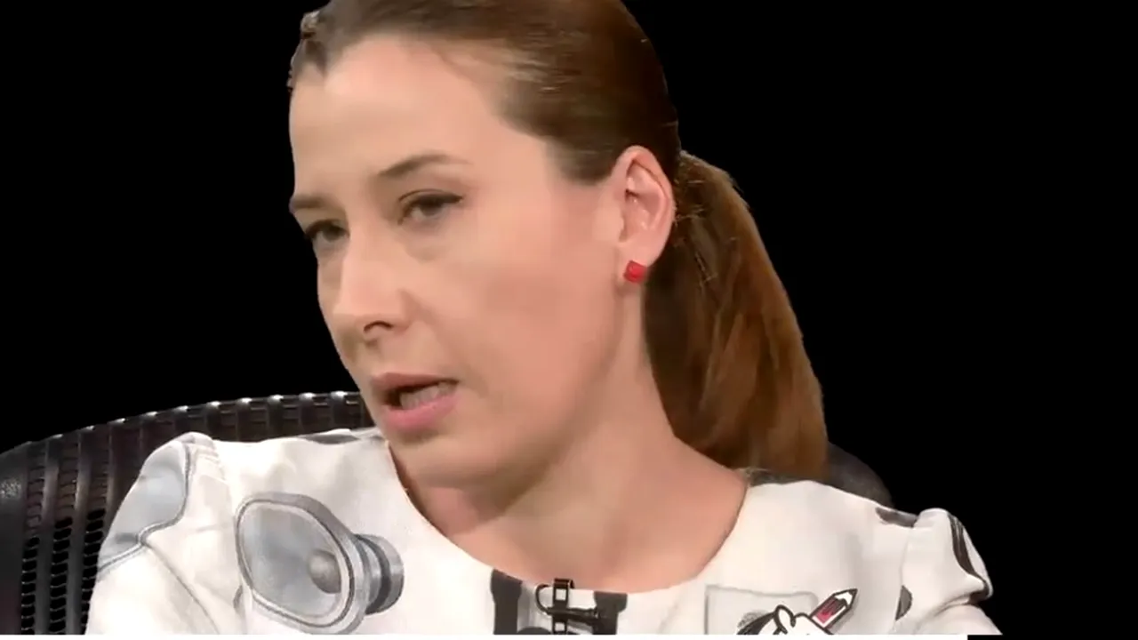 Ochii pe mine! Raluca Kişescu, Business Consultant şi scriitoare: ”Visez să fac lucruri care să conecteze oameni şi culturi. Visez să pun generaţiile împreună!”