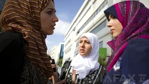 Mişcarea islamistă Ennahda se clasează pe primul loc în alegerile din Tunisia