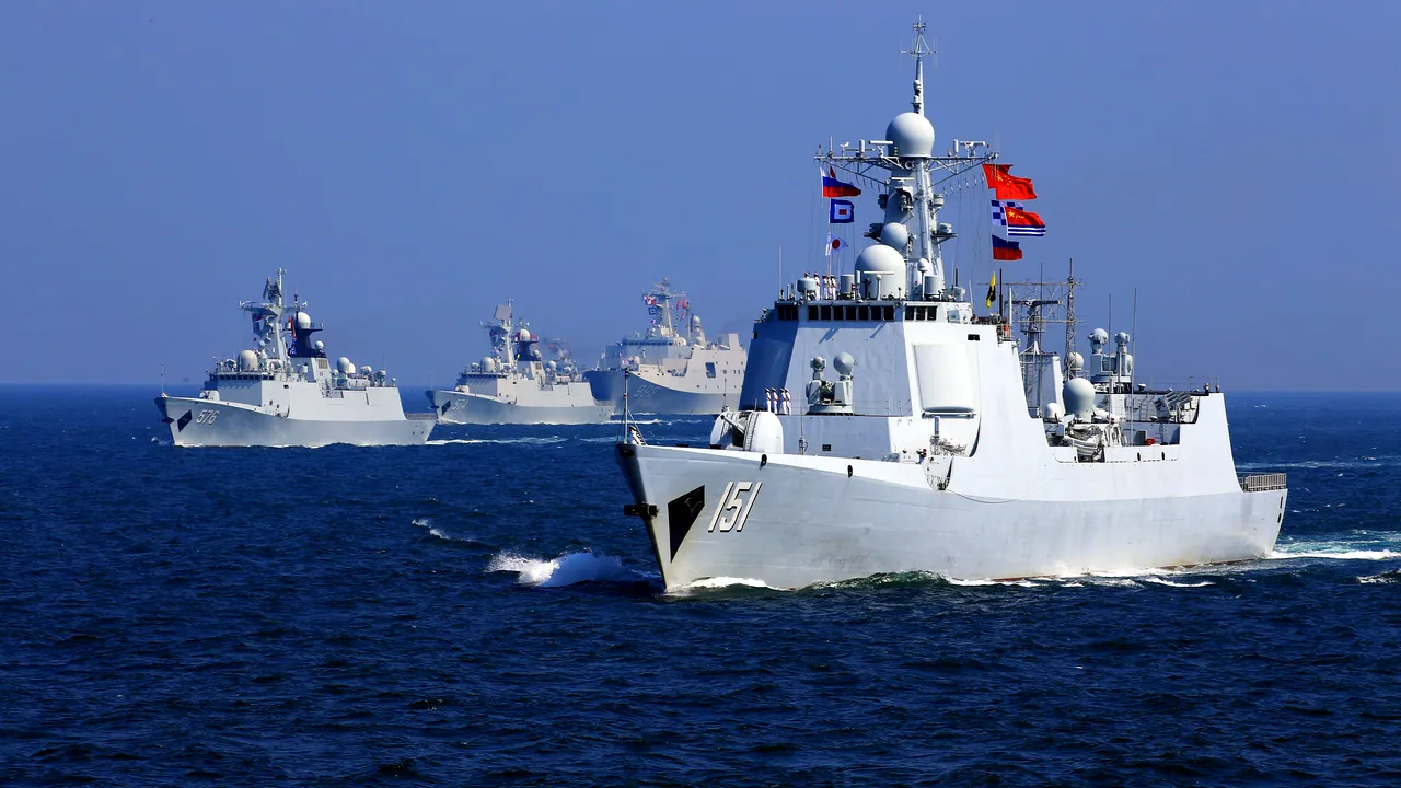 Rusia şi China vor efectua manevre navale în Africa de Sud în februarie