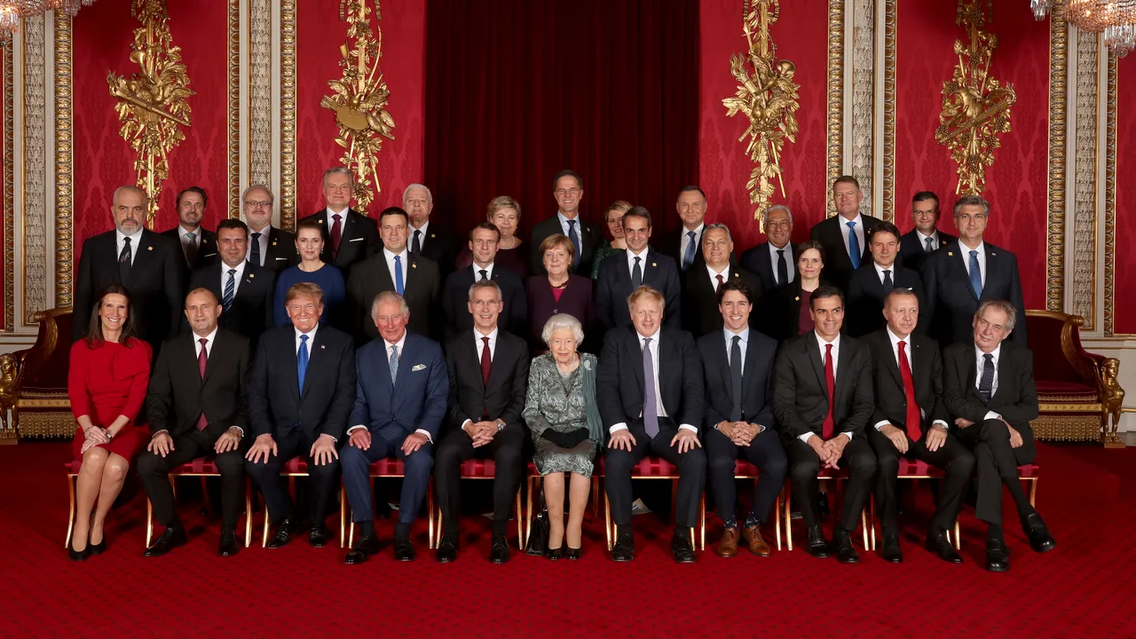Summitul NATO de la Londra. O aniversare încordată, marcată de tensiuni şi schimburi de replici între Macron şi Trump