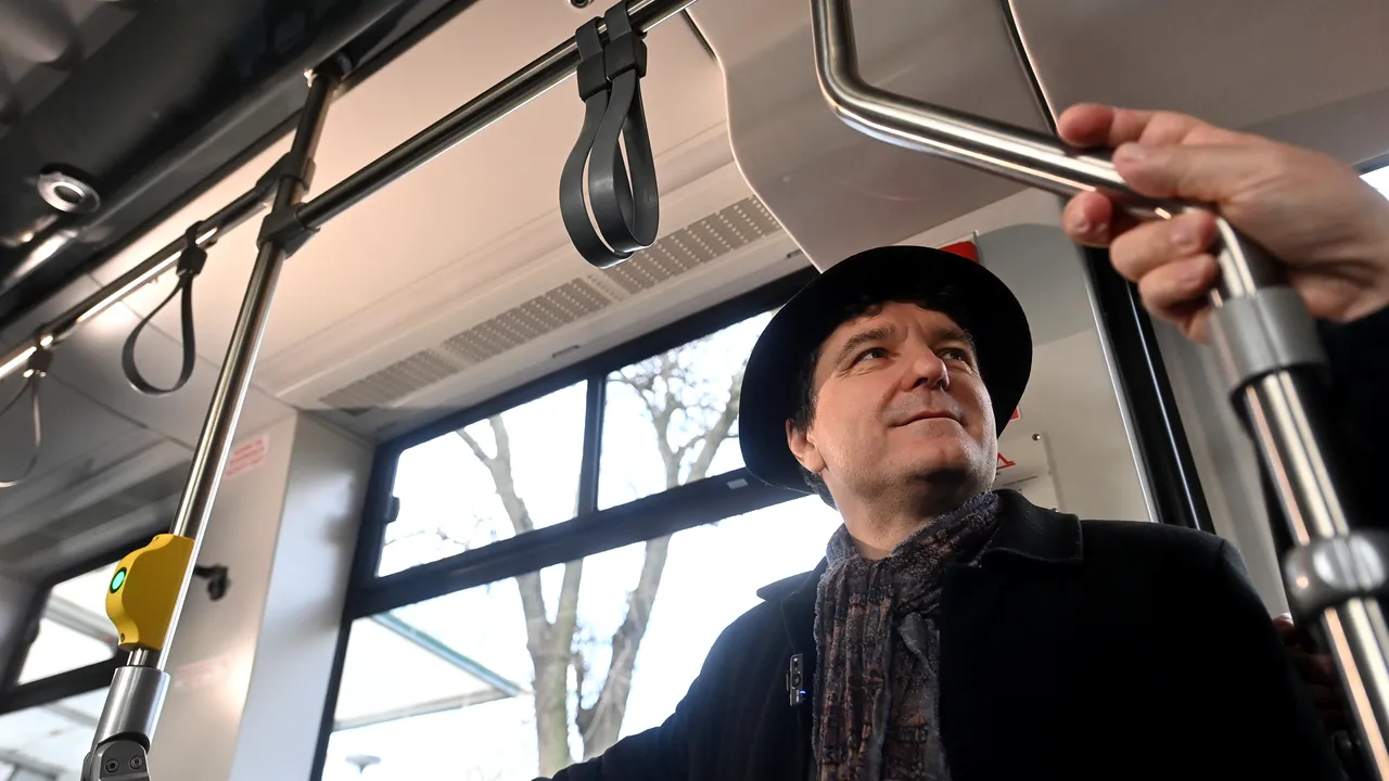Nicuşor Dan, discuţii cu Banca Mondială pentru finanţarea achiziţiei a 250 de tramvaie noi