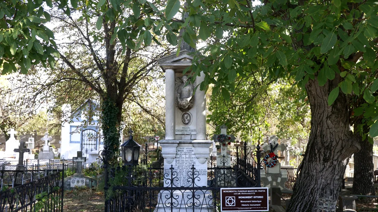 Monumentele funerare ale Maiorului Pastia şi ale părinţilor Hortensiei Papadat Bengescu, reabilitate