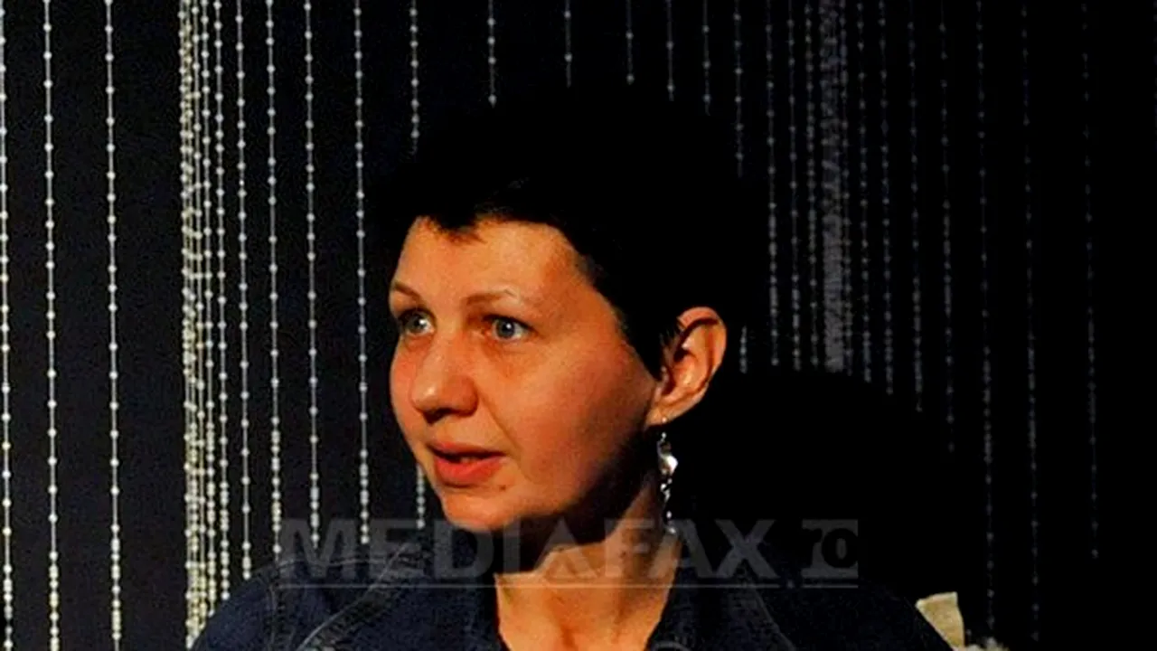 Schimb de replici între Traian Băsescu şi Corina Drăgotescu în conferinţa de presă de la Cotroceni