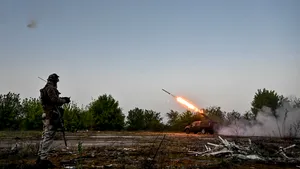 Războiul din Ucraina, ziua 929. Rusia susţine că a preluat controlul asupra unui oraş ucrainean, în timp ce avansează spre Pokrovsk / După România, dronele atacatorilor au aterizat într-un alt stat NATO