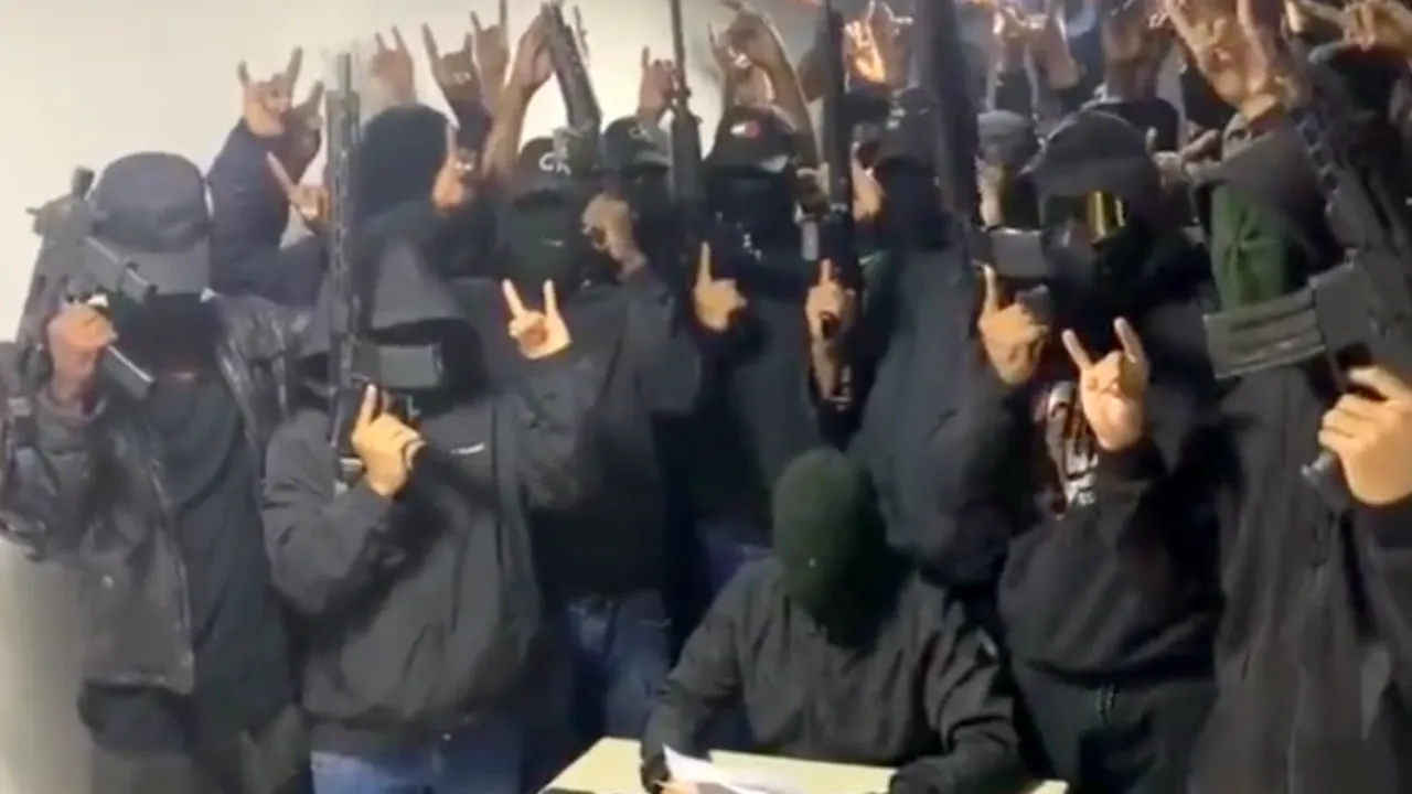 Ecuador, la un pas de război civil