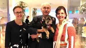 Un câine maidanez din Dej a fost adoptat de către Ambasadorul Belgiei în Luxemburg