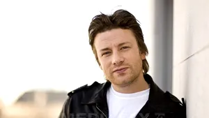 Jamie Oliver s-a îngrăşat? Cum a reacţionat bucătarul la o întrebare despre siluetă