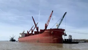 Marea Roșie: Echipaj salvat după un atac asupra unei nave comerciale
