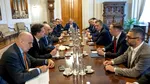 Discuții între confederațiile sindicale și PSD privind salarizarea din sectorul bugetar. Cu ce propuneri a venit BNS