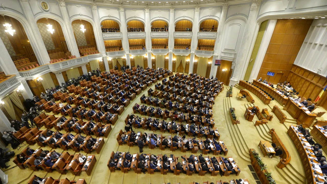 Deputat PMP: O delegaţie parlamentară se întâlneşte cu ambadasorul Ucrainei. Iohannis să se autosesizeze/ Cerem RETRAGEREA sprijinului internaţional pentru integrarea euroatlantică