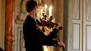 De câte ori ţi-a sunat telefonul mobil în timpul unui concert? REACŢIA INEDITĂ a unui violonist când a fost întrerupt - VIDEO