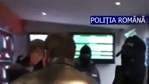 Prinşi când primeau bani pentru a-şi retrage declaraţiile dintr-un dosar