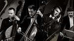 KontraBande aduce contrabasul în prim-plan, de la Bach la Beatles, la Sound District Floreasca