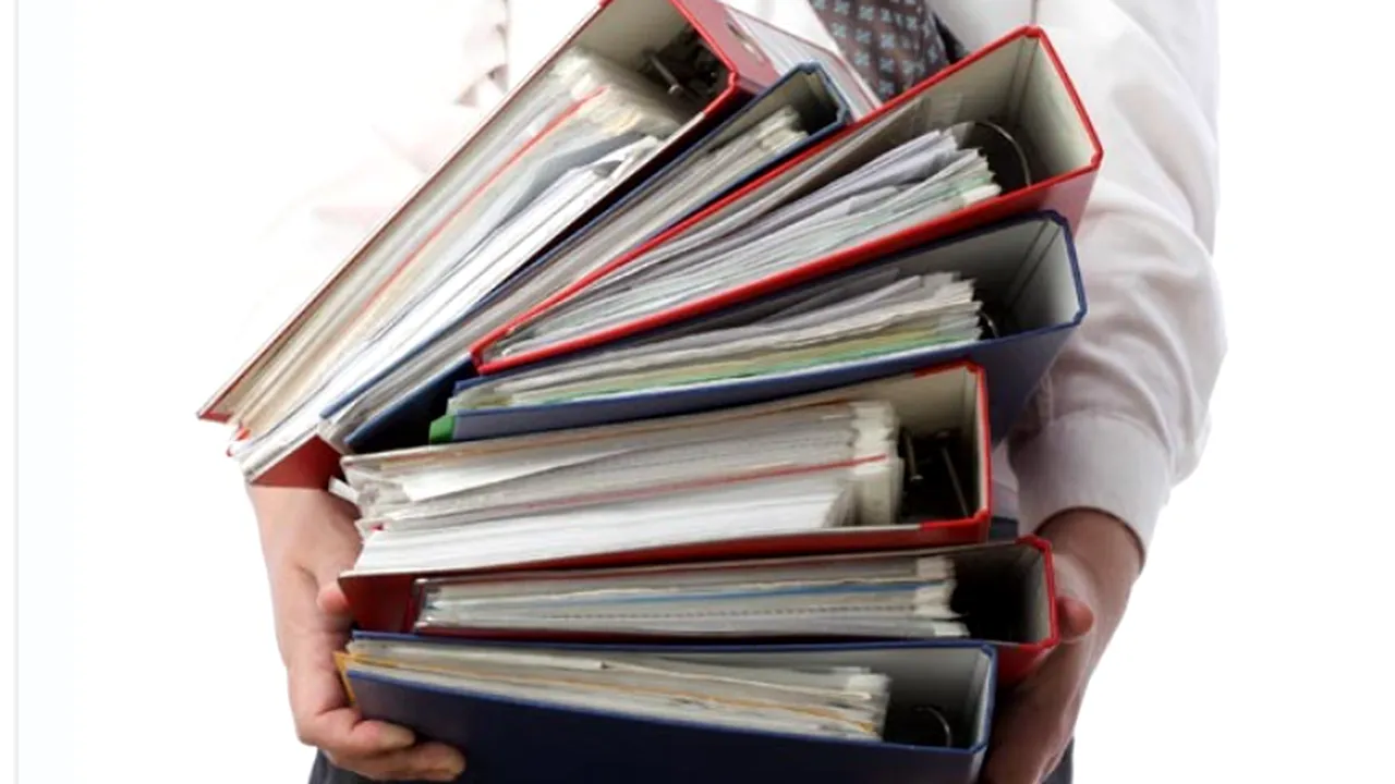Proiect: Firmele nu vor mai fi obligate să ceară anual eliberarea unor noi autorizaţii de funcţionare
