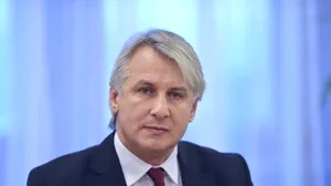 Teodorovici spune că pentru România ar fi benefic portofoliul de comisar european pentru extindere