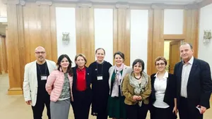 Peste o sută de ONG-uri cer INTERZICEREA TOTALĂ a fumatului în spaţii publice închise